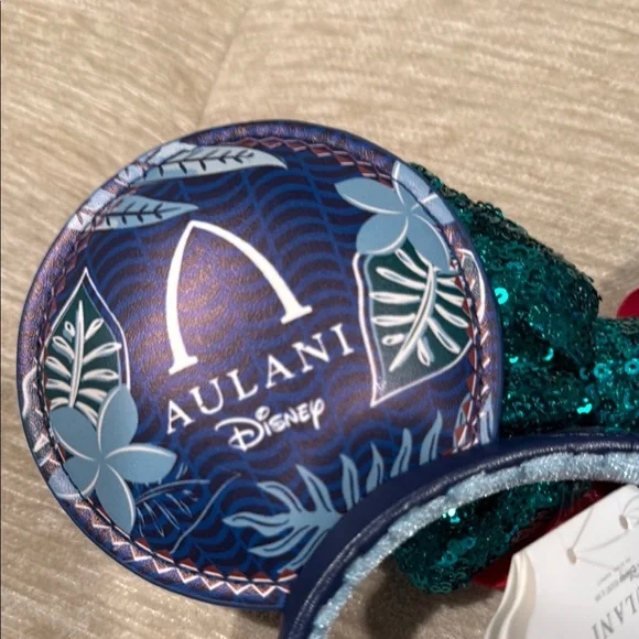 Aulani Mickey / Minnie Mouse Sequin Ears Headband - Picture 9 of 10